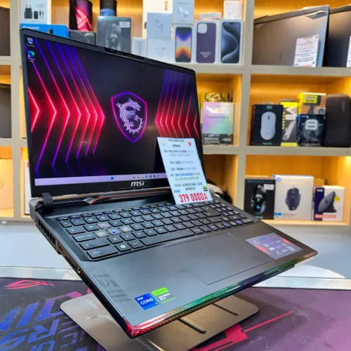 MSI GE68 RAIDER I7 14700HX NVIDIA RTX 4070 32GB RAM 1TB SSD ECRAN QHD+ 240 HZ