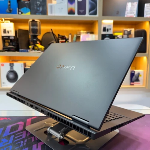 HP OMEN 16 AMD RYZEN 9 7940HS NVIDIA RTX 4070 32GB RAM 1TB SSD ECRAN QHD 240HZ
