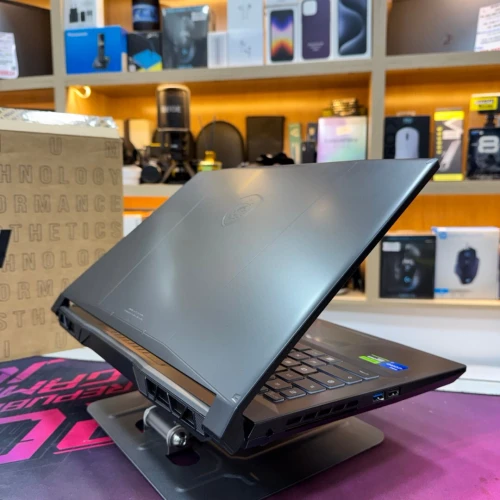 MSI KATANA 15 I7 13620H NVIDIA RTX 4070 32GB RAM 1TB SSD ECRAN QHD 165HZ