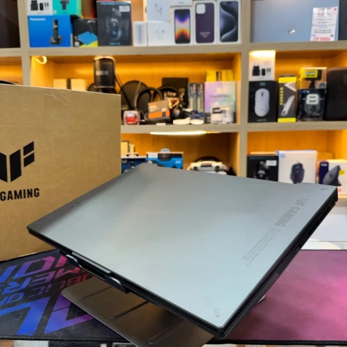 ASUS TUF A17 AMD RYZEN 7 7435HS NVIDIA RTX 4060 16GB RAM 512GB SSD ECRAN 17 POUCES 144HZ 