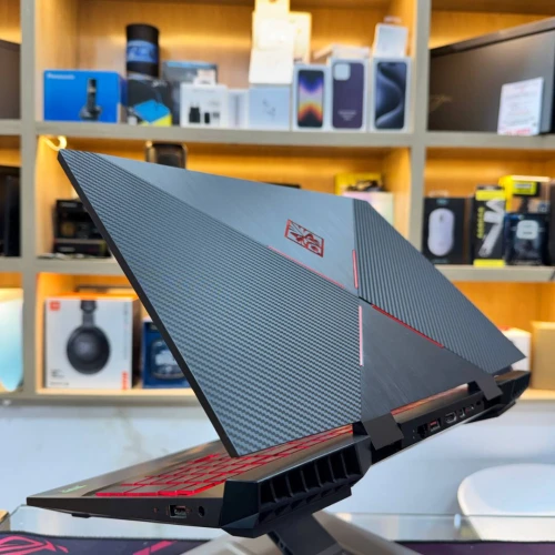 HP OMEN 15 I5 8300H NVIDIA RTX 2060 16GB RAM 256GB SSD + 1TB HDD