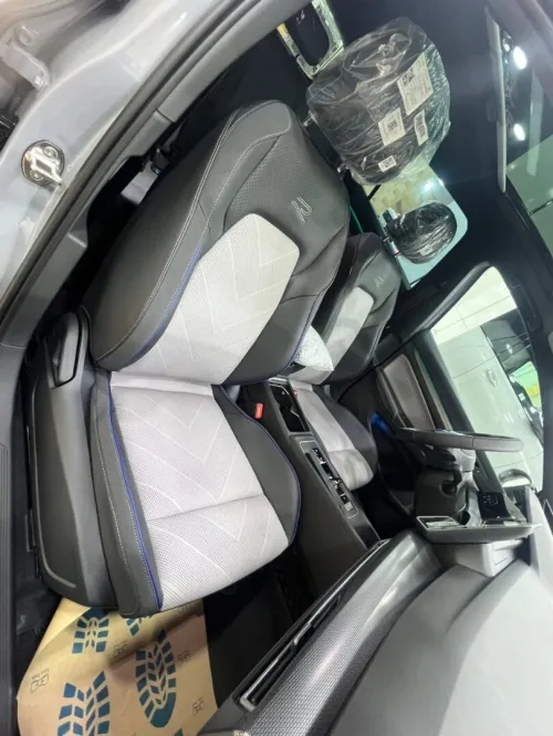 Volkswagen GOLF 8 2025