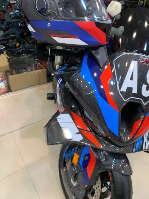 BMW M1000rr 