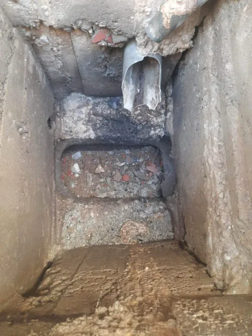 Débouchage, Curage Canalisation, Vidange Fosse septique et cave, Nettoyage Avaloir, Regard et Caniveau Aspirateur nettoyage, Voici votre Camion Hydrocureur