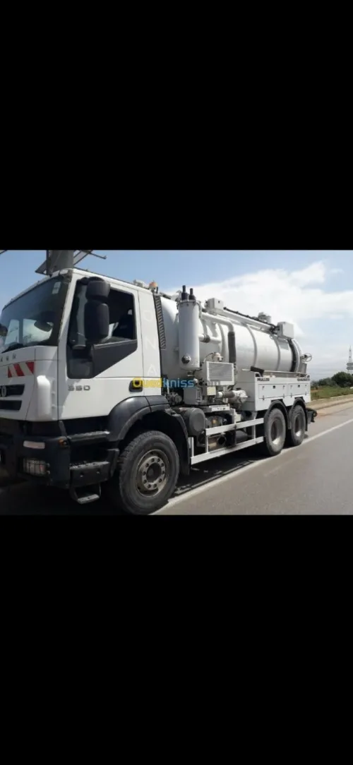 Débouchage, Curage Canalisation, Vidange Fosse septique et cave, Nettoyage Avaloir, Regard et Caniveau Aspirateur nettoyage, Voici votre Camion Hydrocureur