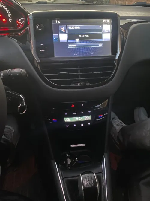 Peugeot 208 2015 Style