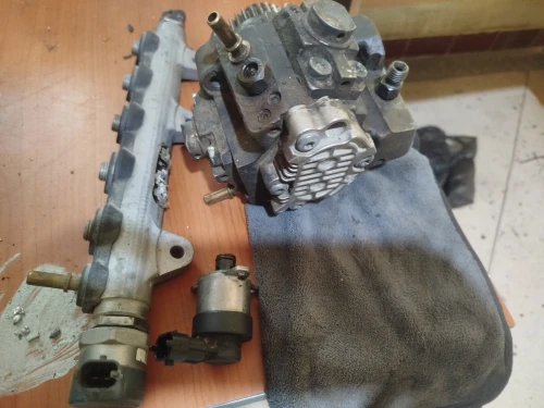 Pompe HP rampe mano