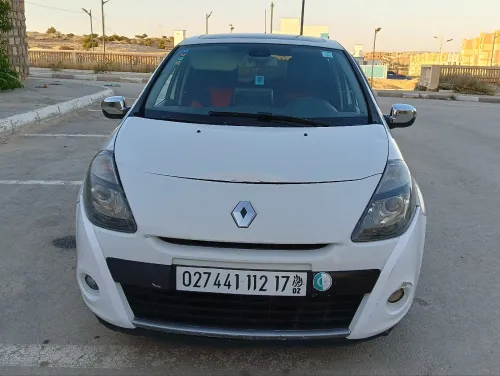 Renault Clio 3 2012 Night and Day