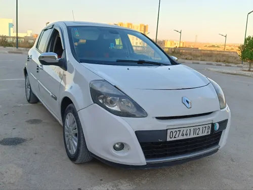 Renault Clio 3 2012 Night and Day