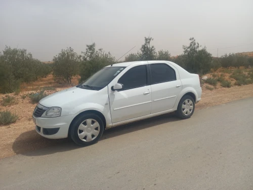 Dacia Logan 2012 