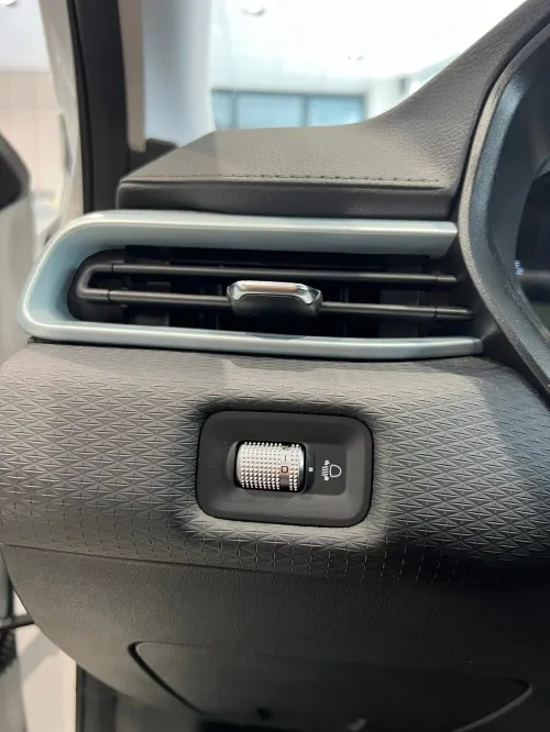 Geely Emgrand 2025 Full