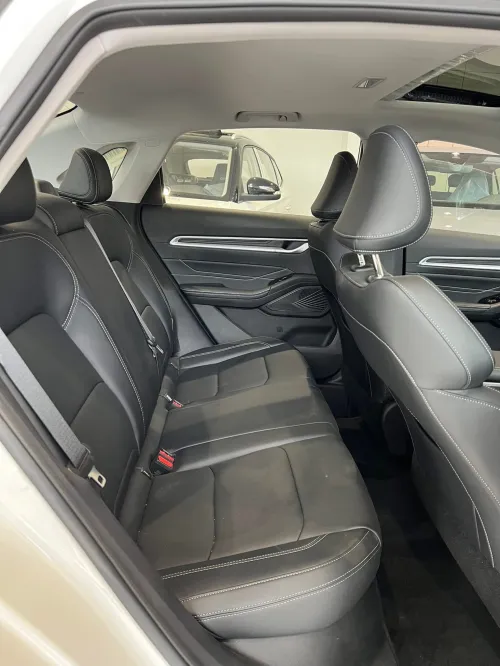 Geely Emgrand 2025 Full
