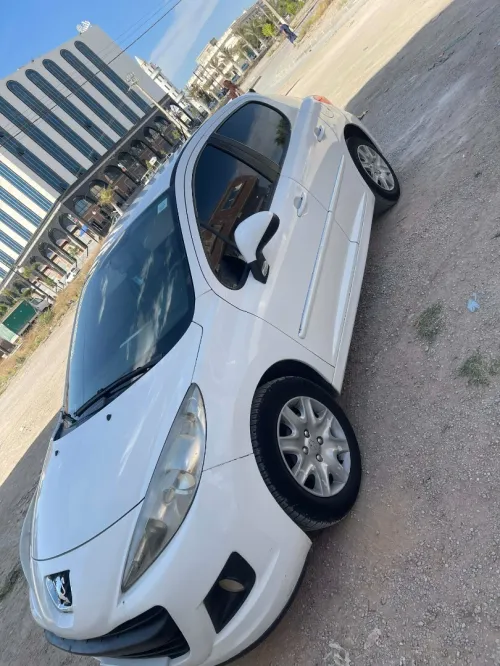 Peugeot 207 2012 207