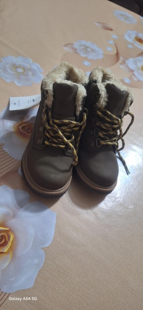 Chaussure H.M P27