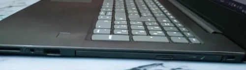 lenovo v330 15,6" i5-7eme 8/256