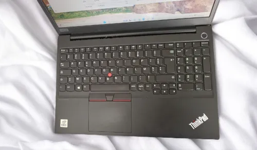lenovo ThinkPad E15 15,6" fhd i5-10th 8/256 nvme