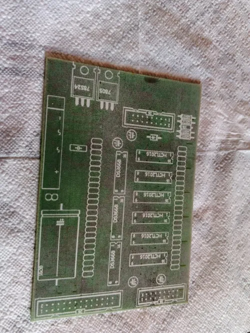 Réalisation de circuits imprimés (PCB)