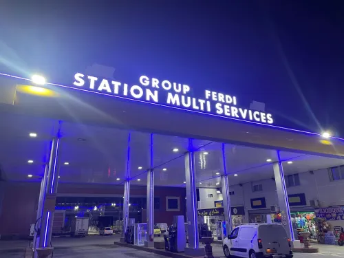 Panneaux publicitaires lumineuse لافتات إشهارية ضوئية