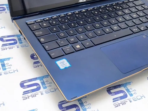 Asus Zenbook Flip i7 8565U 8G 256 SSD 13.3" FHD X360 Tactile