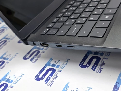DELL Vostro 5391 i5 10210U 8G 256 SSD 13.3" FHD