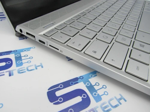  HP Envy LapTop 13.3" i5 8Th 8G 256 SSD Full HD  