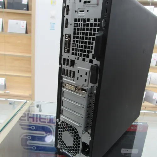 HP ProDesk 800 G3 i5 i5 7500 8G 256 SSD 
