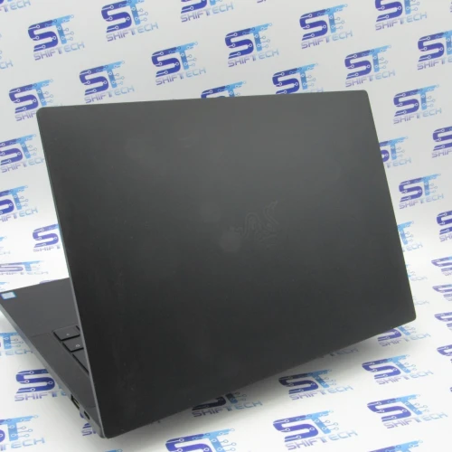 Razer Blade Stealth 13 i7 8565U 8G 512 SSD Full HD IPS
