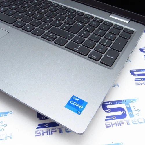 Dell Precision 3560 i5 1145G7 16G 512 SSD 15.6" Full HD