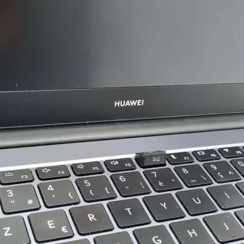 Huawei MateBook D14 Ryzen 5 Pro 3500U 8G 512 SSD Vega 8