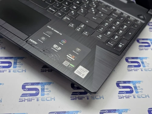 ASUS TUF F15 i5 10300H 16G 512 SSD GTX 1650 15.6" FHD 144Hz
