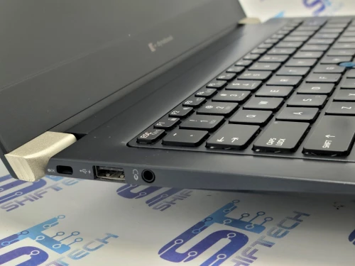 Toshiba Dynabook Protege X30 i7 8565U 16G 256 SSD 13.3" FHD Tactile