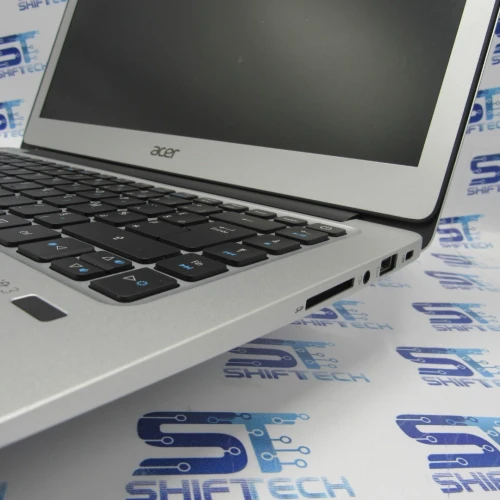 Acer Swift 3 14" i3 6Th 4G 128 SSD Full HD 