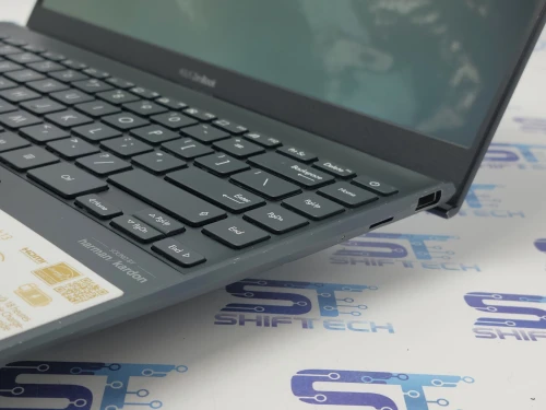 Asus ZenBook 13 OLED i5 1135G7 16G 256 SSD 13.3" FHD