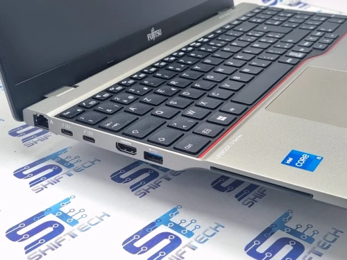 Fujitsu Lifebook  U7512 i5 1235U 16G 256SSD 15.6" FHD