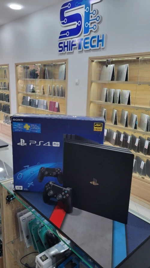 Sony PS 4 Pro 7216B V13 En ligne