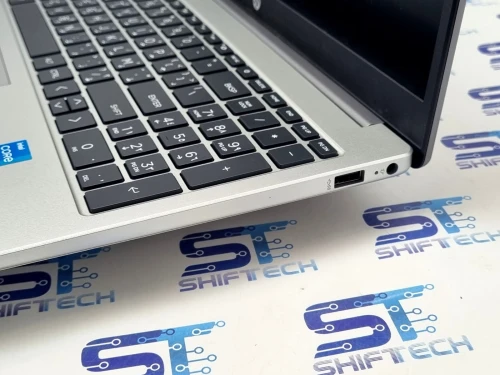 HP 250 G10 i3 1315U 8G 512SSD 15.6" Full HD