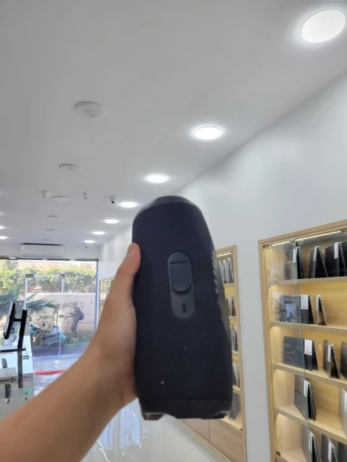 Baffle JBL Charge 5