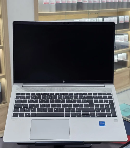 HP EliteBook 650 G10 i5 1335U 16G 512 SSD 15.6" FHD