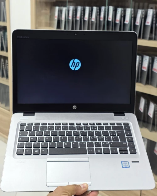 HP EliteBook 840 G3 i5 6300U 8G 256 SSD 14" Full HD