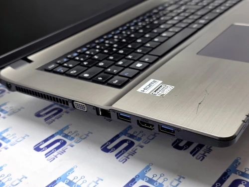TERRA MOBILE 1749S i5 6300HQ 8G 256 SSD 17.3" HD+