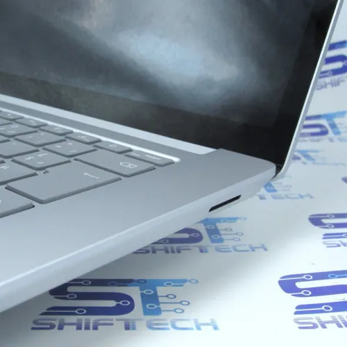 Microsoft Surface Laptop 4 15" AMD Ryzen 7 8G 256 SSD 3K