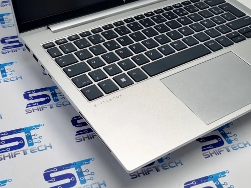 HP EliteBook 830 G10 i7 1365U 32G 512 SSD 13.3" Full HD+