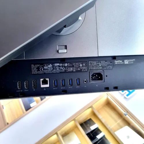 Dell AIO OptiPlex 7460 i5 8500 8G 256 SSD 24" Full HD 
