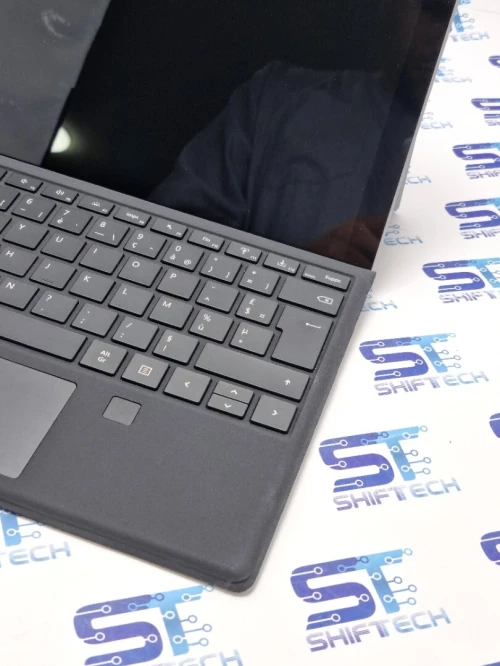 Microsoft Surface Pro 7 i5 1035G7 16G 256 SSD 3K Détachable Tactile
