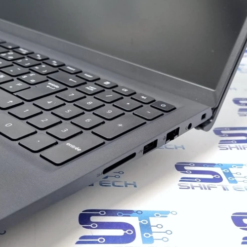 Dell Vostro 3520 i3 1215U 8G 256 SSD 15.6" Full HD