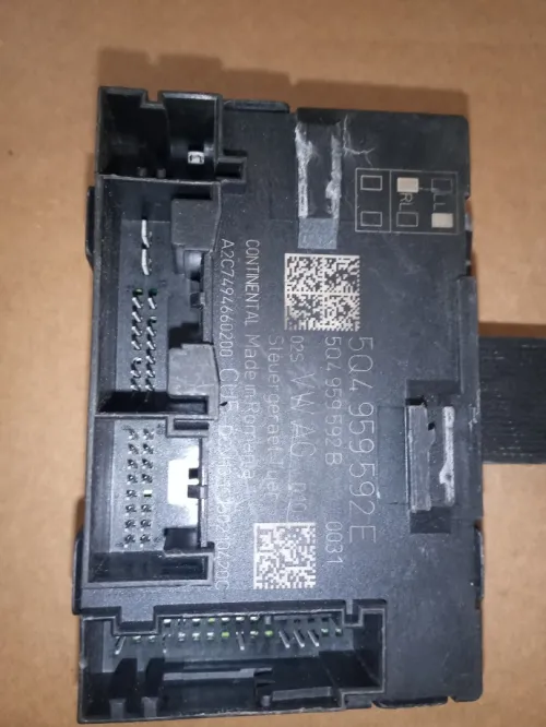 MODUL DE COMMANDE PORTES VW SKODA