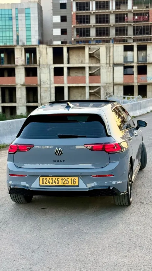 Volkswagen Golf 8 2025 R-Line Facelift 