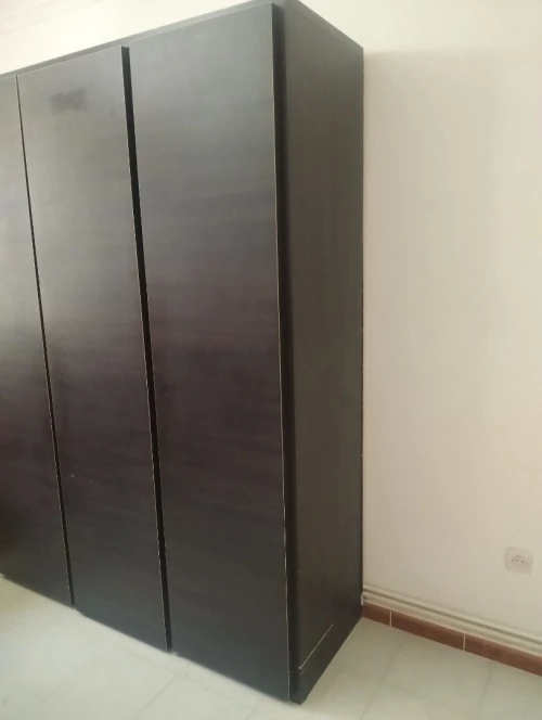 Lit superposé, armoire et bureau enfant