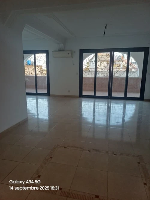 Location Appartement Niveau de villa F6 Alger Birkhadem