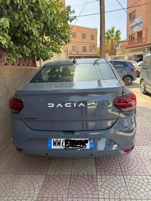 Dacia Logane 2025 Extrême